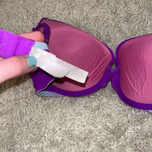Victoria’s Secret pink push up bra 34c - Picture 4 of 4